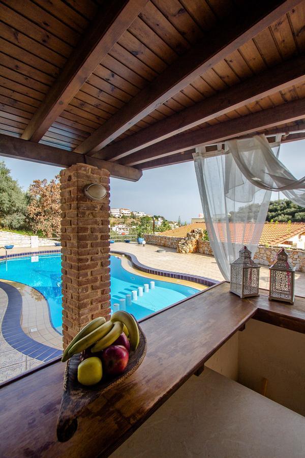 Zen Serenity Retreat With Great Outdoors, Pool & Parking Aptera 외부 사진